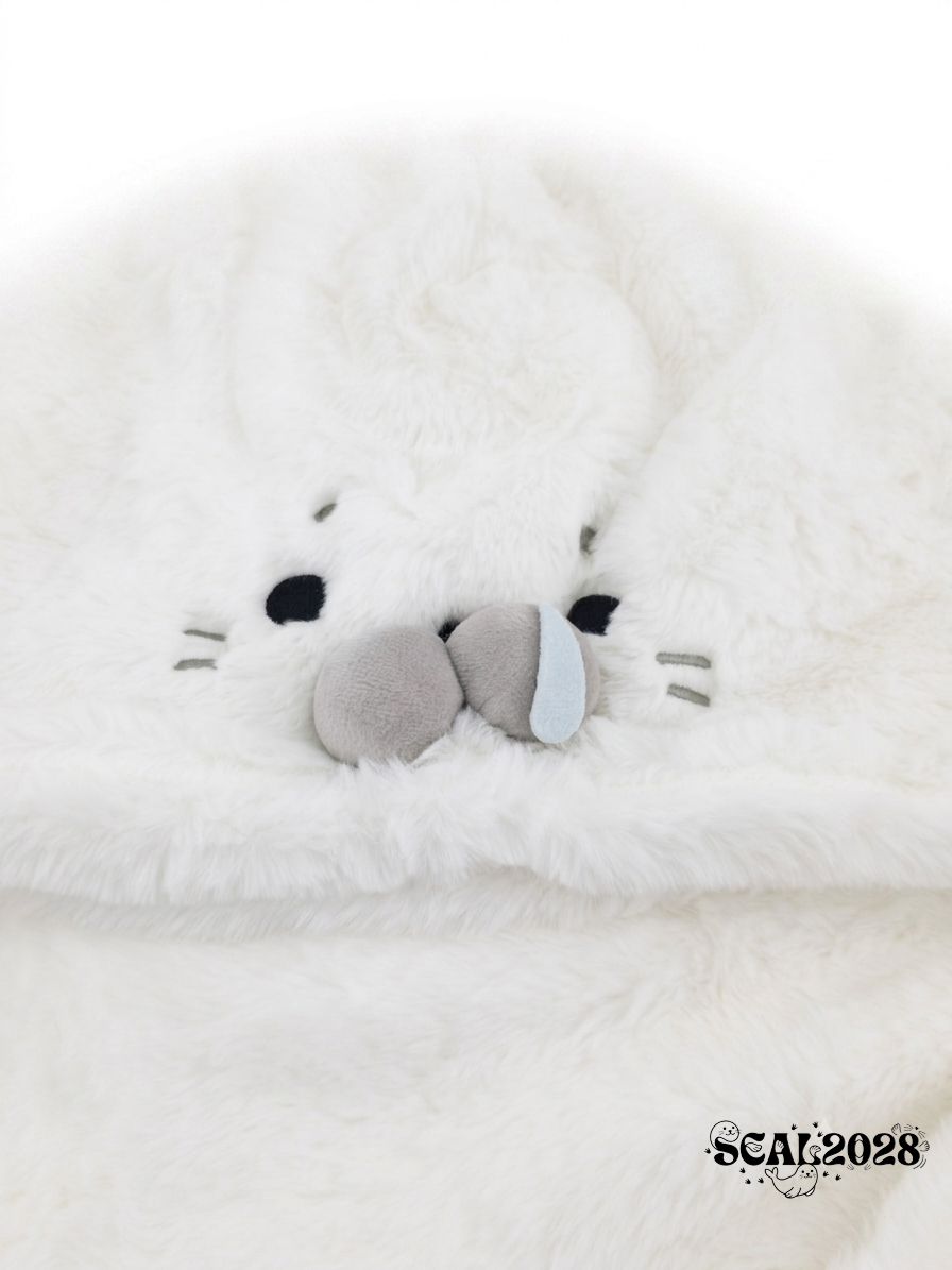 Seal white hooded scarf