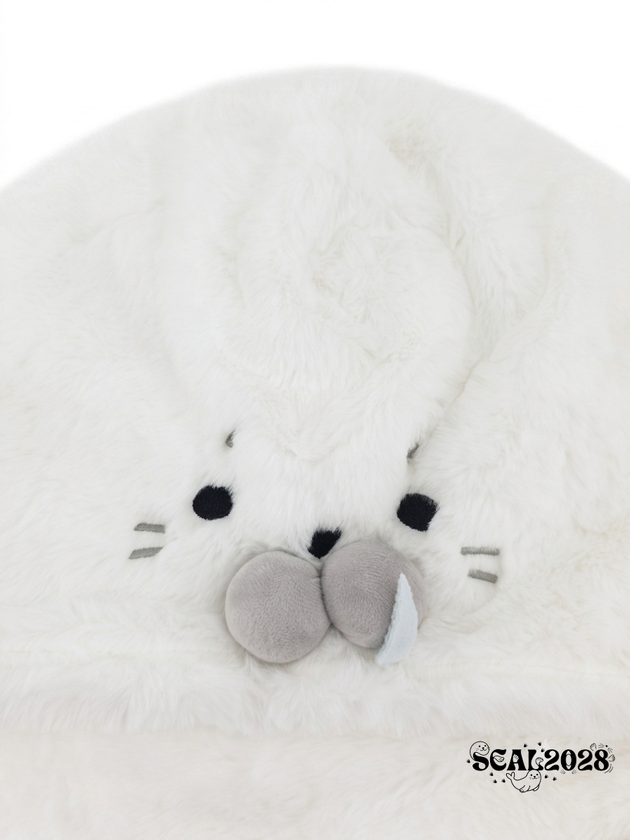Seal white hooded scarf