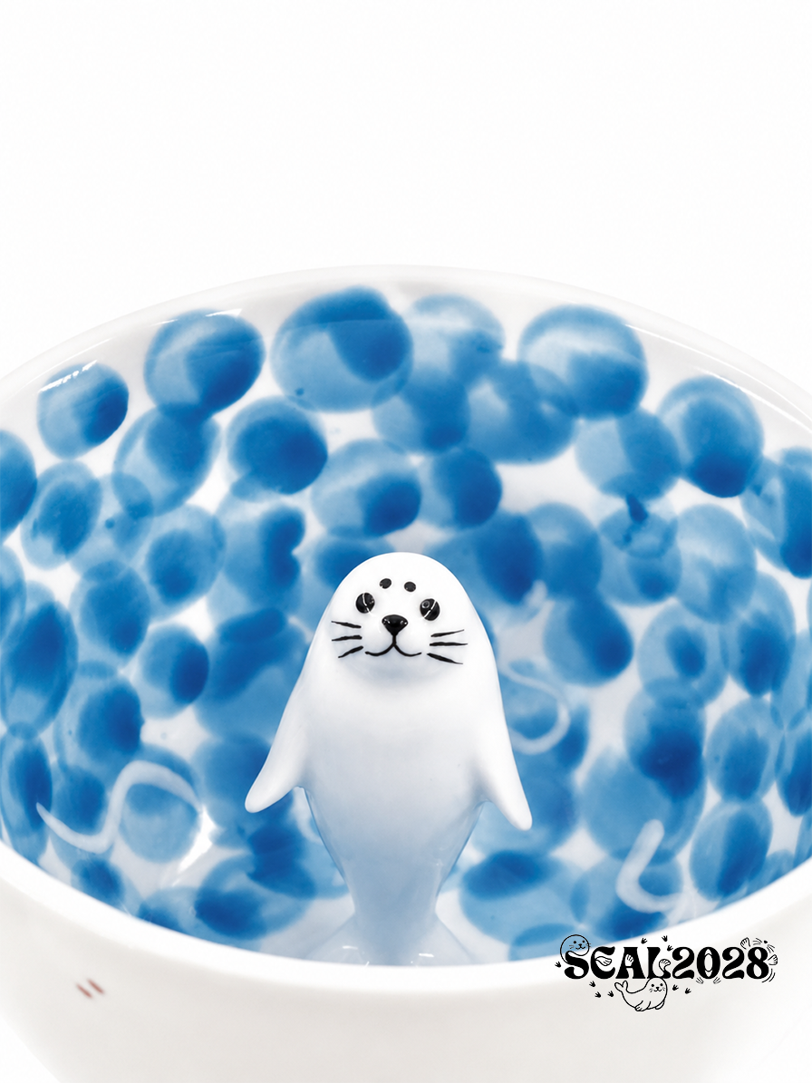 Seal Cup from the Pool with Costume Accessories Set