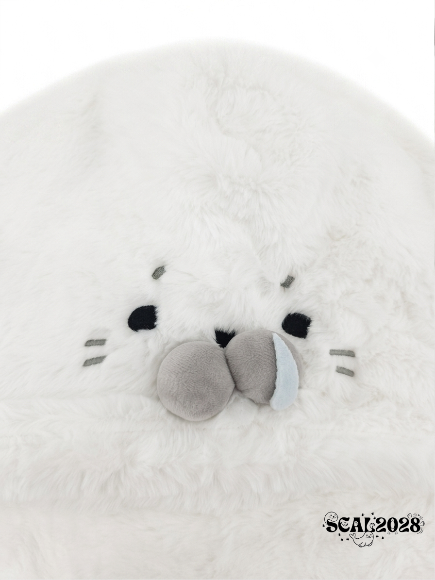 Seal white hooded scarf