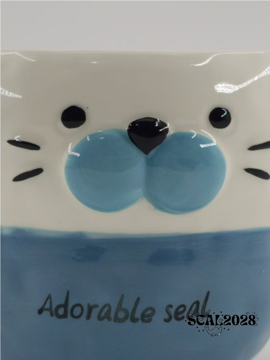 Seal Handheld Cup